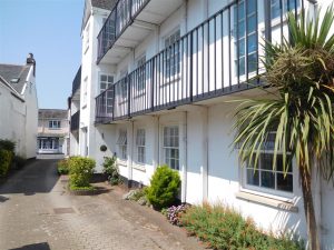 Kenyon Court, Topsham