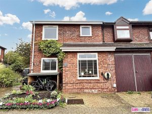 Denver Close, Topsham
