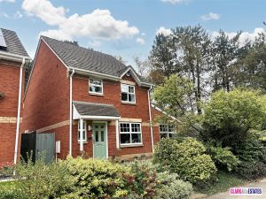 Apple Farm Grange, Exeter